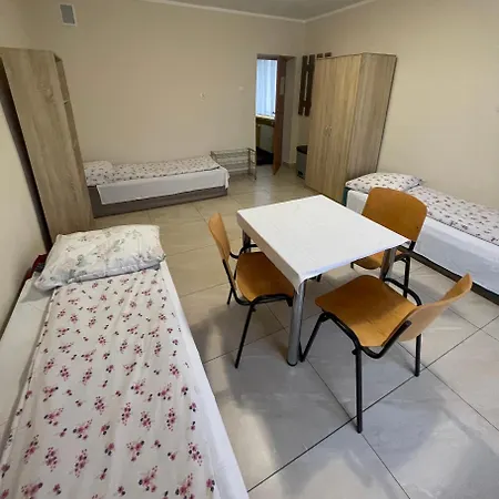 Relaks Hostal *