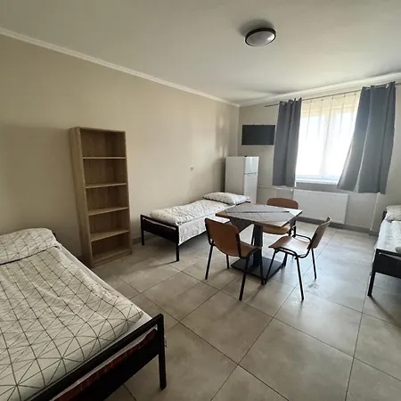 Relaks Hostel *